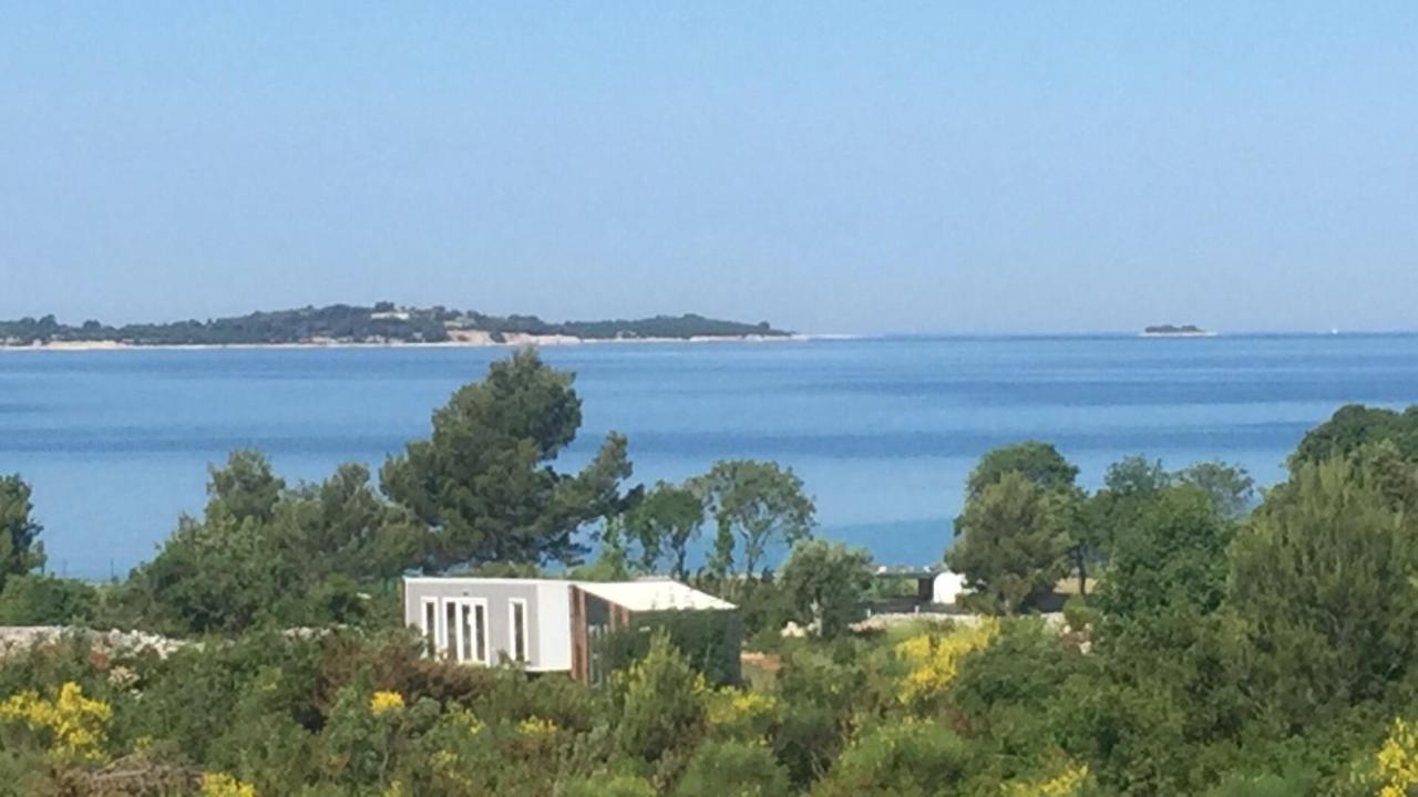 Villa Kuca Za Odmor Bachus à Peroj Extérieur photo